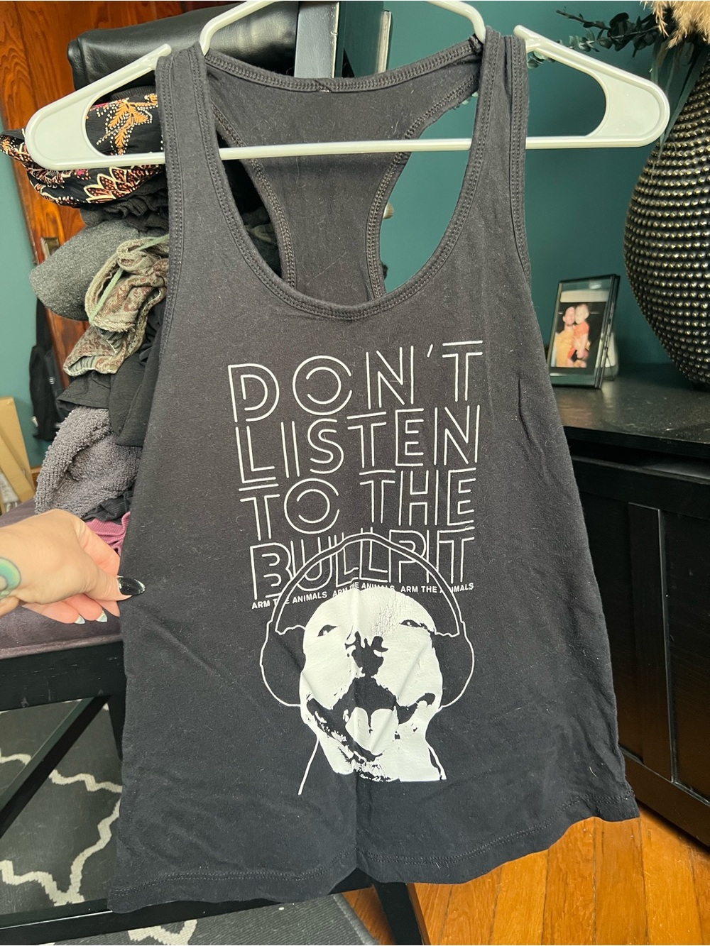 Don't Listen To The Bullpit Black Graphic Tank